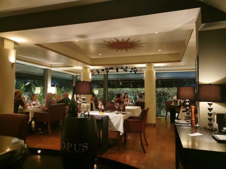 【OPUS】バンコクシーロムにあるワインの美味しいイタリアン Thai Oishi